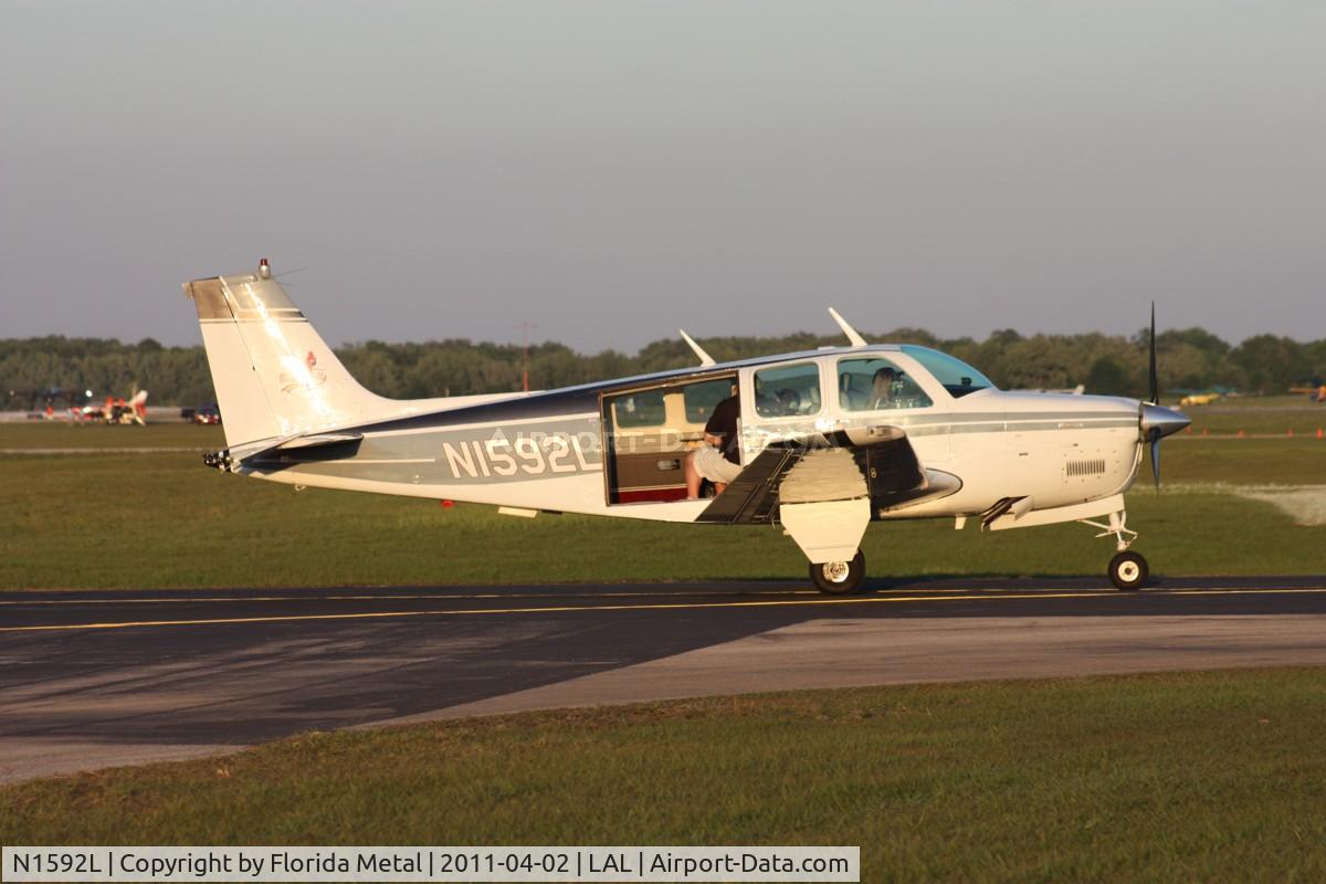 N1592L, 1976 Beech A36 Bonanza 36 C/N E-832, Beech A36