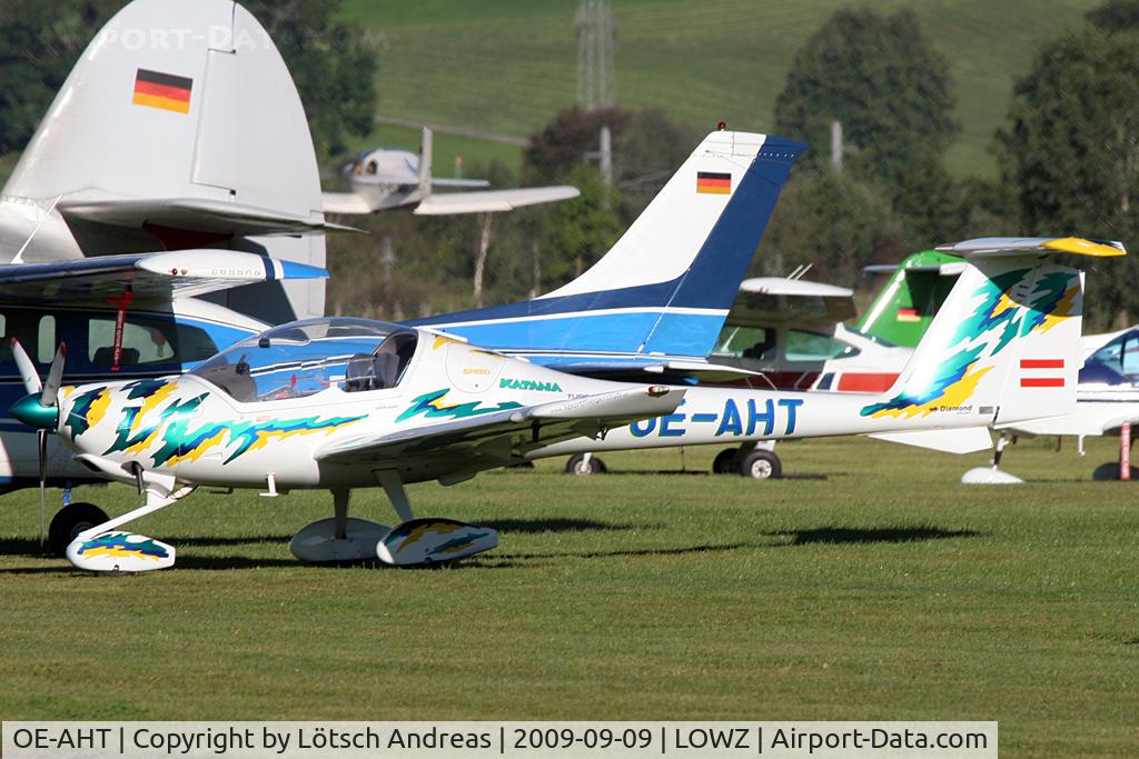 OE-AHT, Diamond DV-22 C/N 22002, UL Expo Visitor