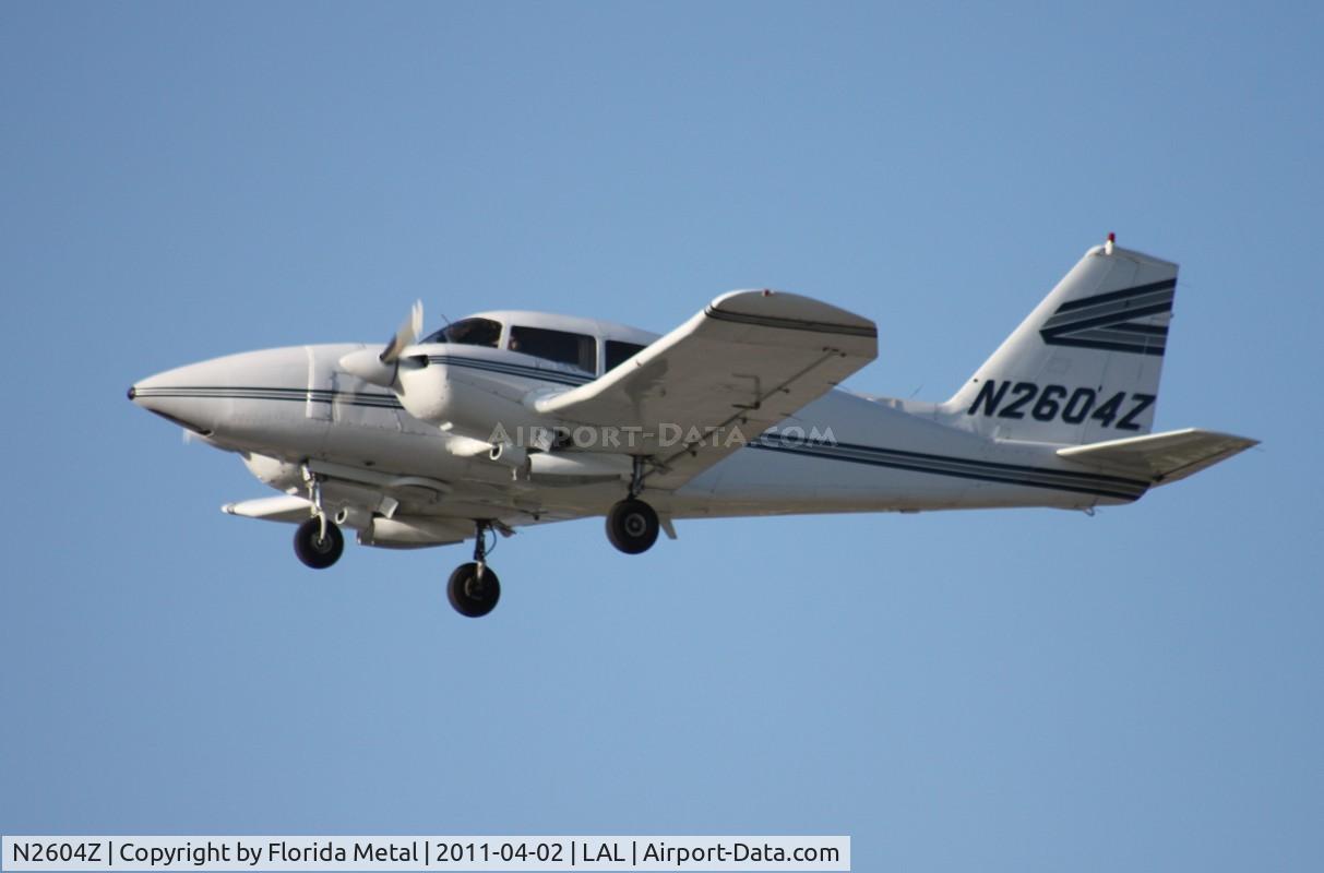 N2604Z, 1981 Piper PA-23-250 C/N 27-8154012, PA-23