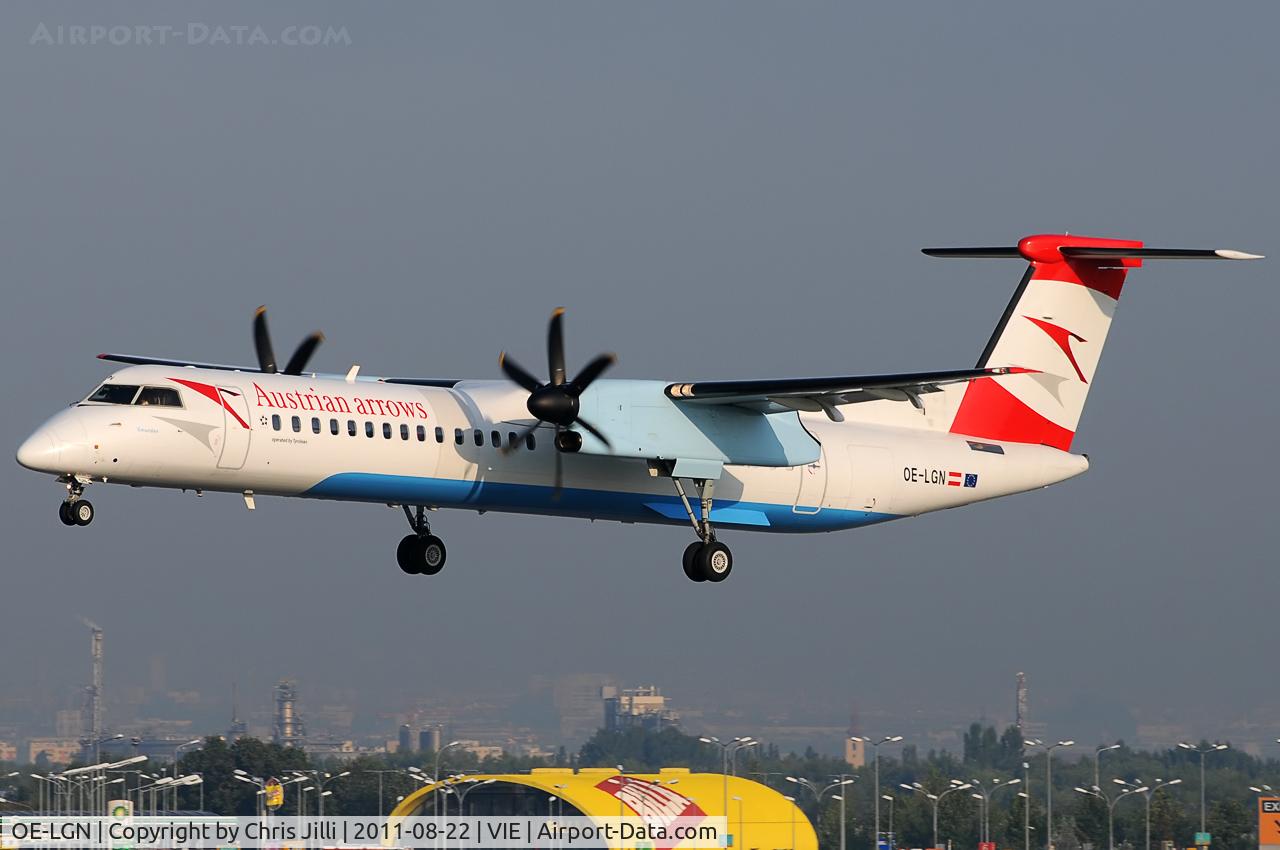 OE-LGN, 2010 De Havilland Canada DHC-8-402Q Dash 8 C/N 4326, Austrian arrows