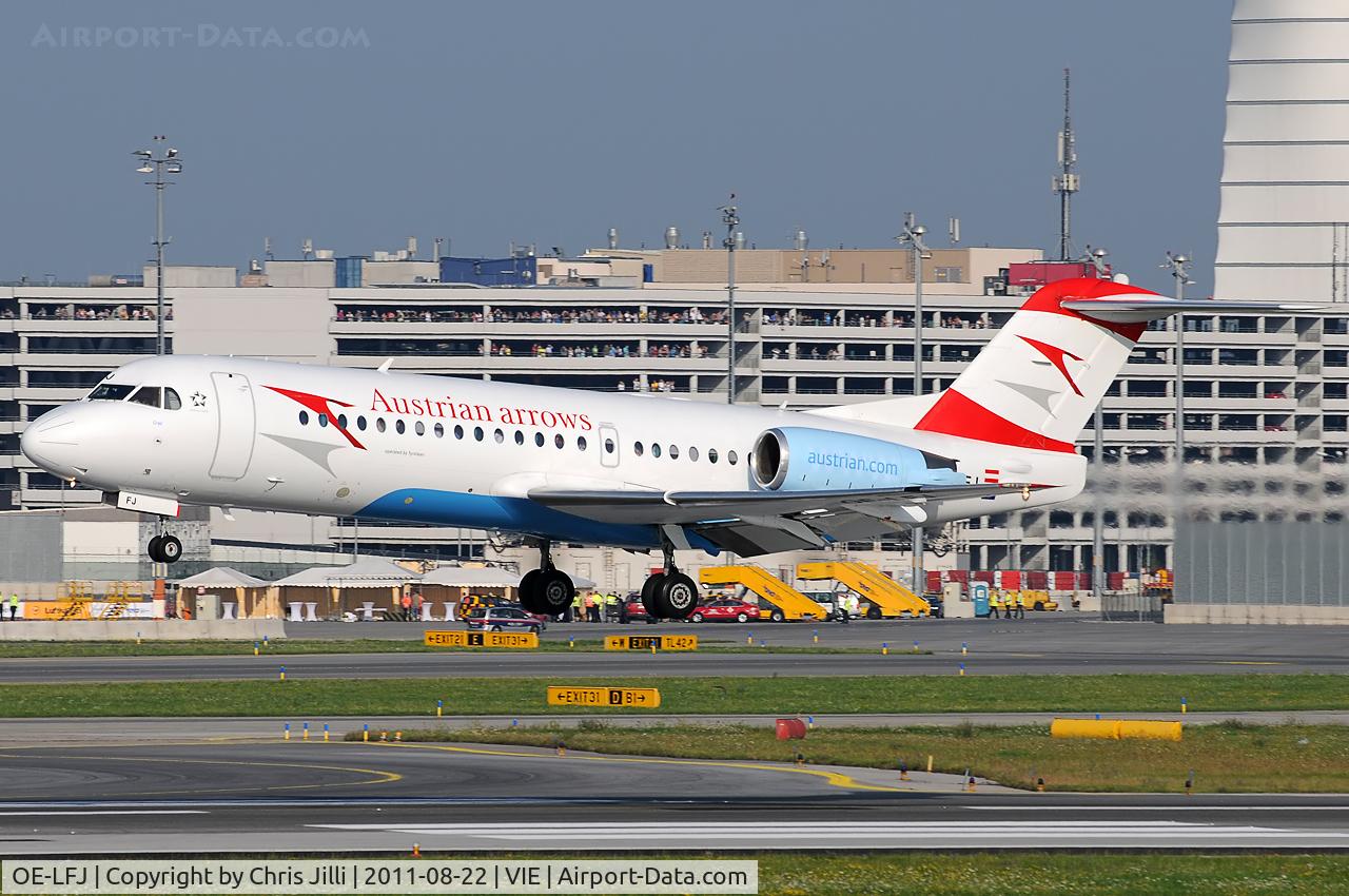 OE-LFJ, 1995 Fokker 70 (F-28-0070) C/N 11532, Austrian arrows