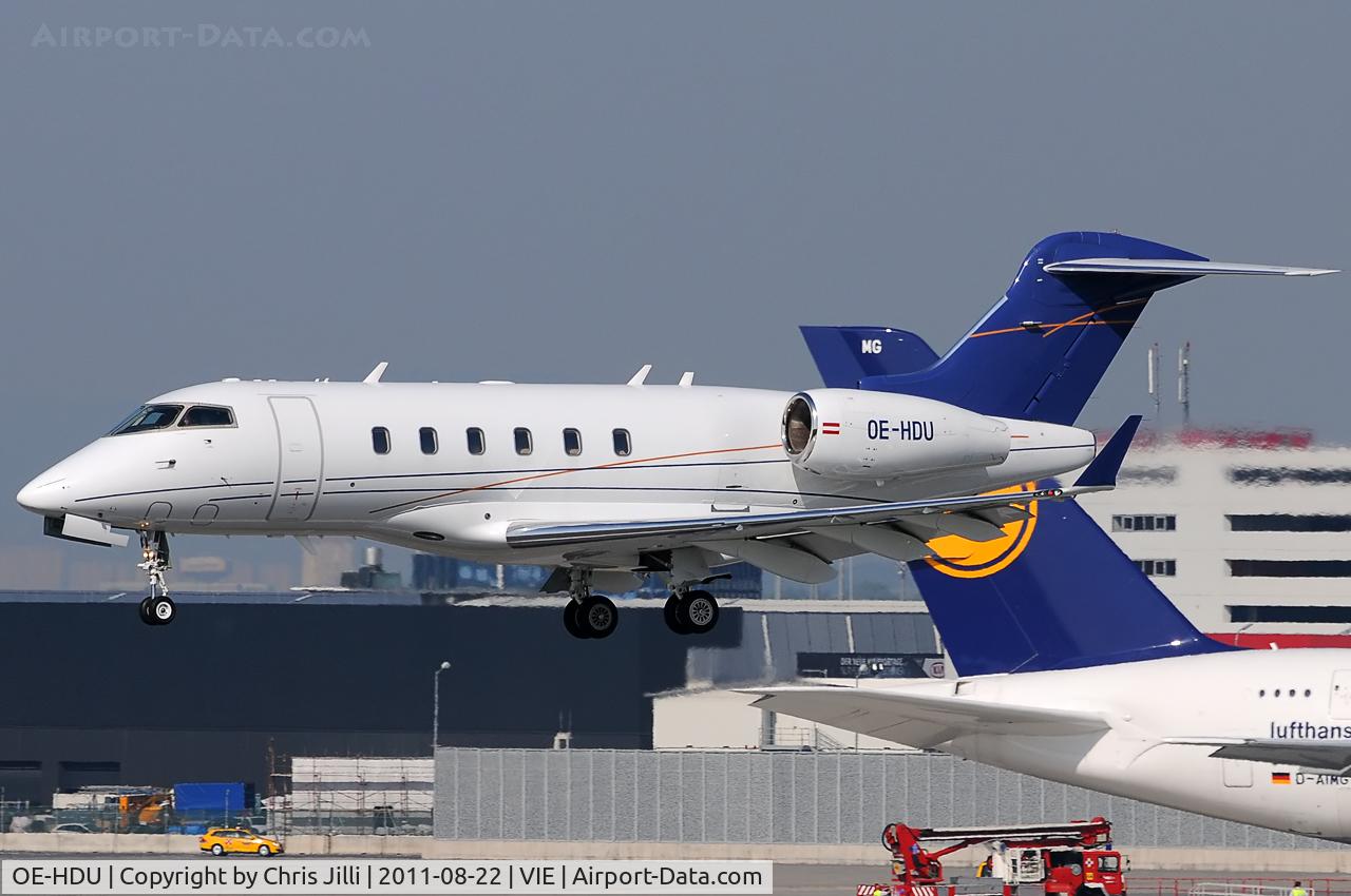 OE-HDU, 2006 Bombardier Challenger 300 (BD-100-1A10) C/N 20094, Amira Air