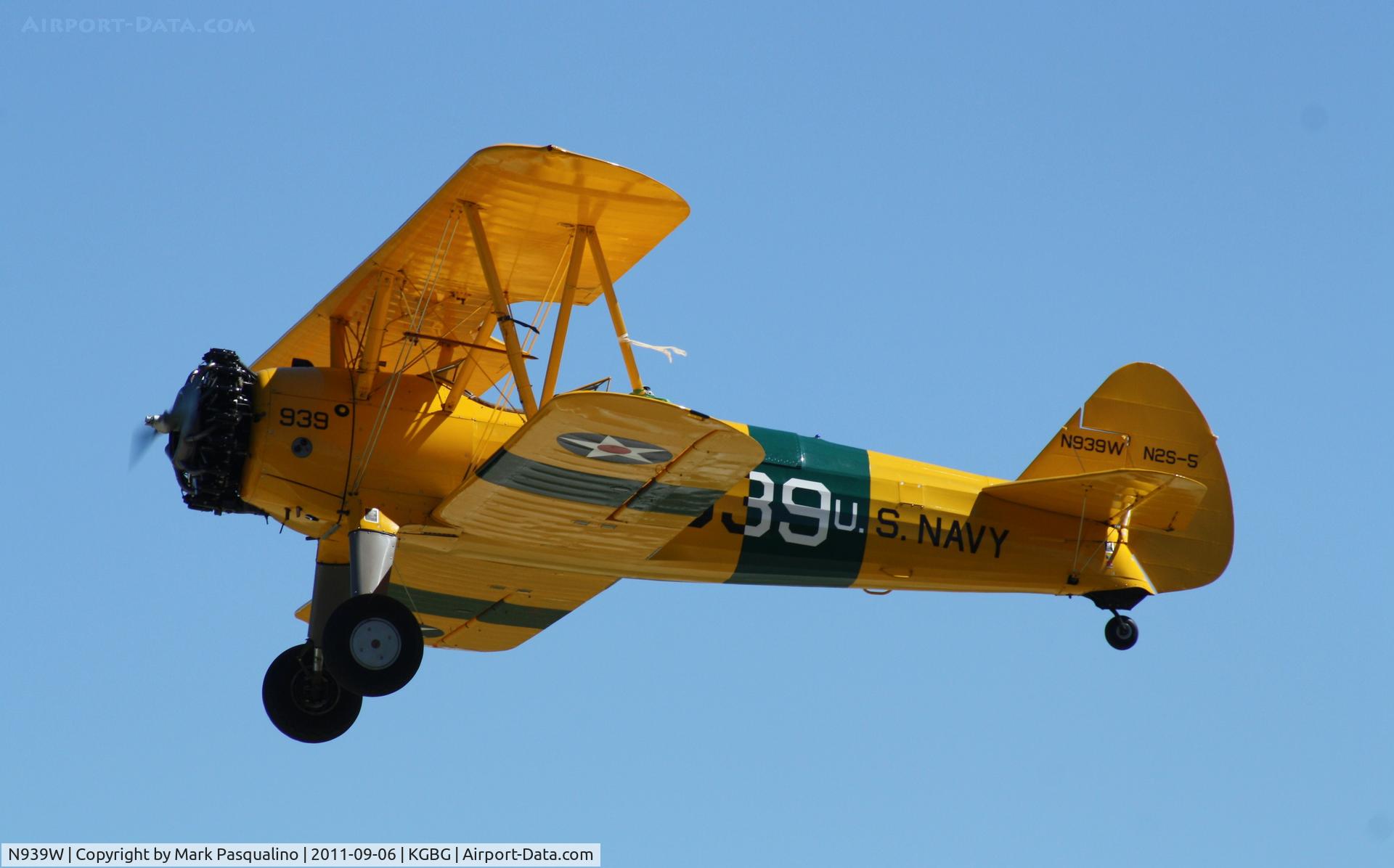 N939W, 1943 Boeing E75 C/N 75-5231, Stearman