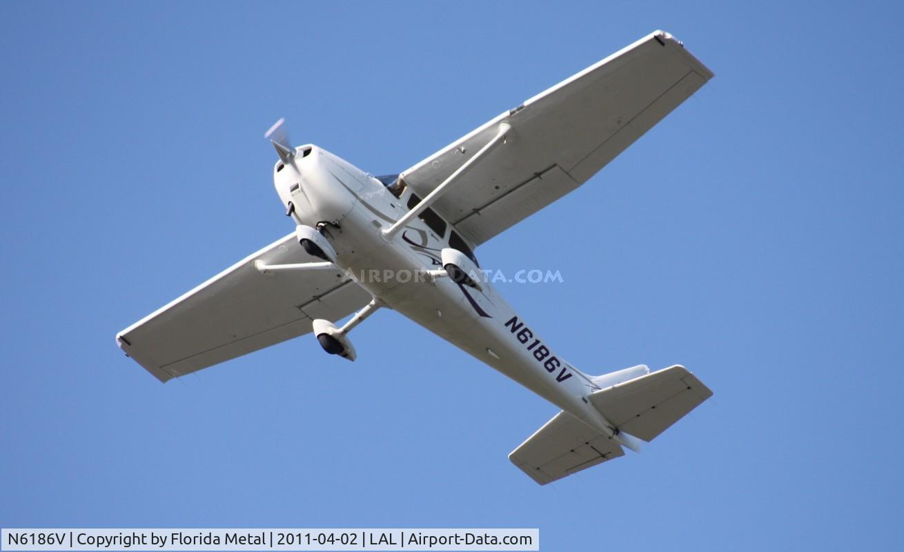N6186V, 2008 Cessna 172S C/N 172S10730, C172S