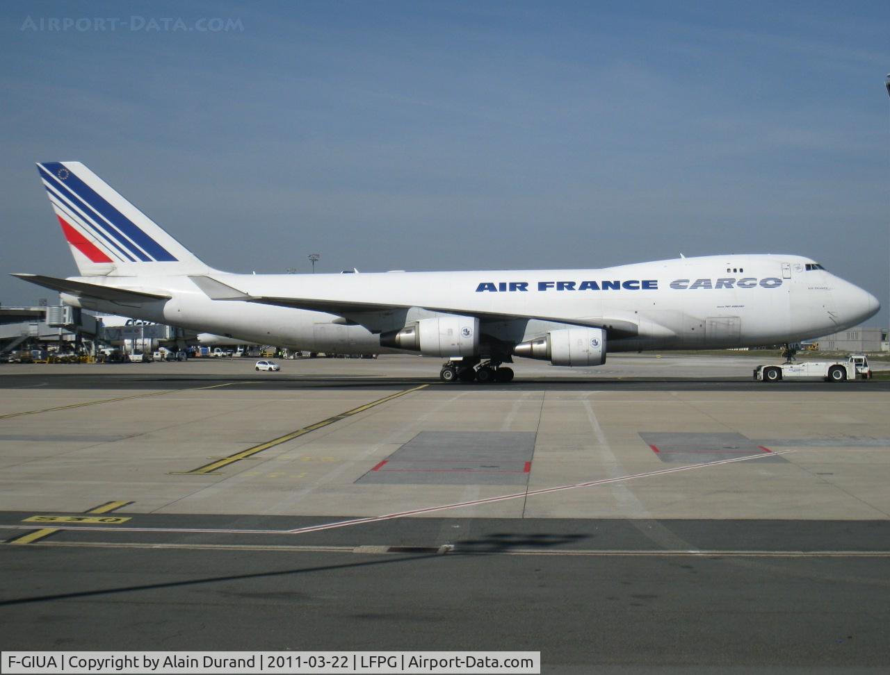 F-GIUA, 2002 Boeing 747-428F/ER/SCD C/N 32866, Still then around with the livery at time of delivery, Uniform Alpha was being towed the long way from the maintenance area to the freight terminal