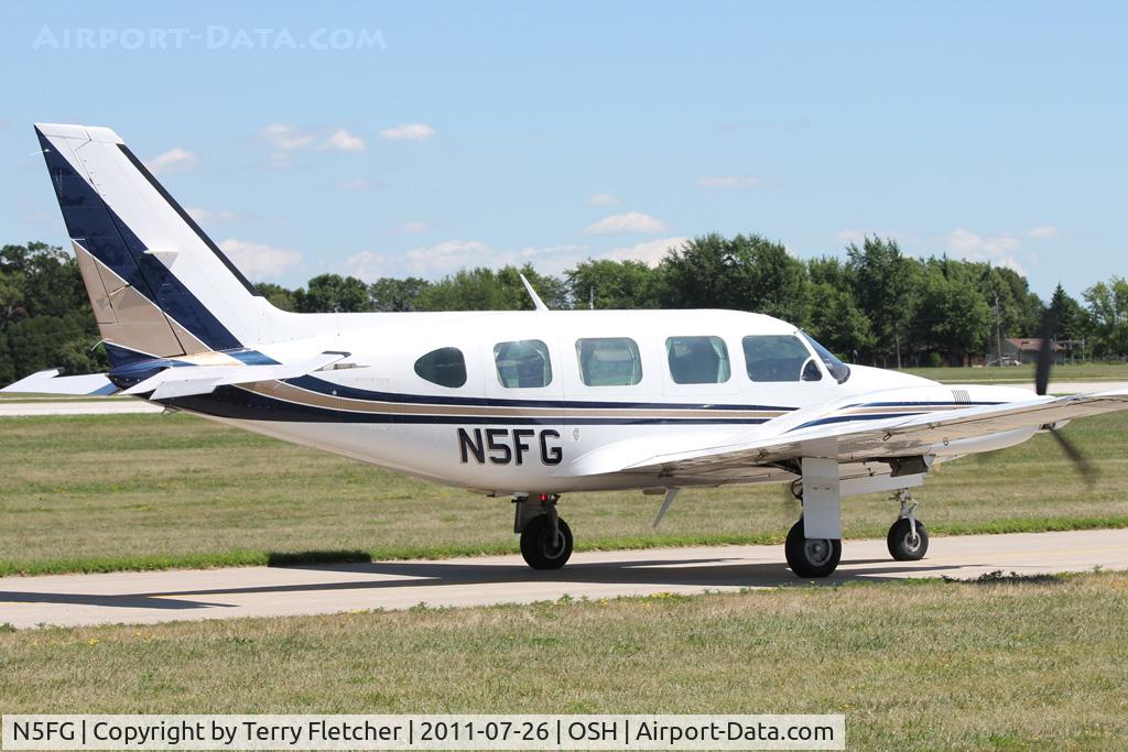 N5FG, 1979 Piper PA-31-310 Navajo C/N 31-7912080, At 2011 Oshkosh