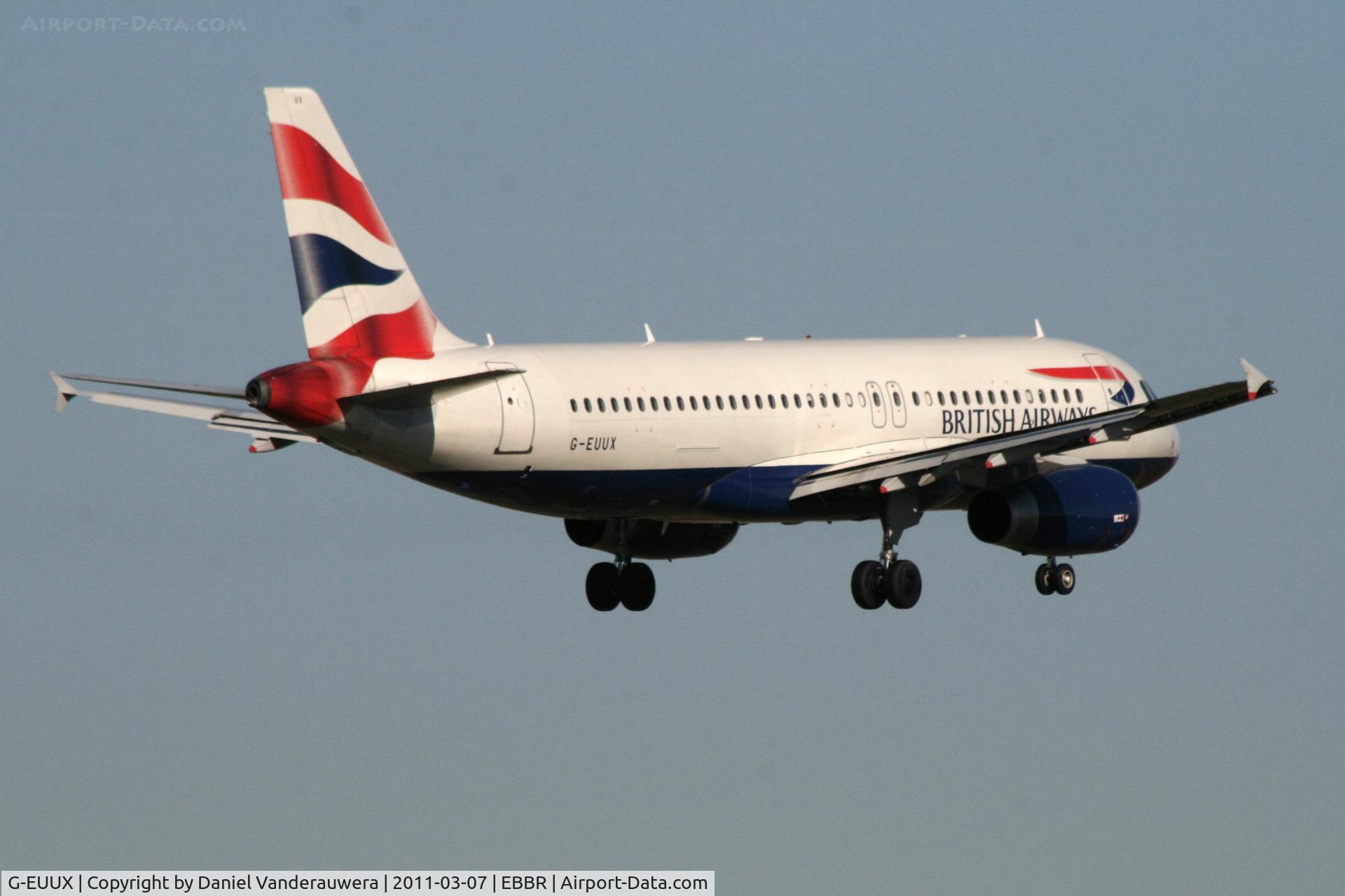 G-EUUX, 2008 Airbus A320-232 C/N 3550, Flight BA392 is descending to RWY 02