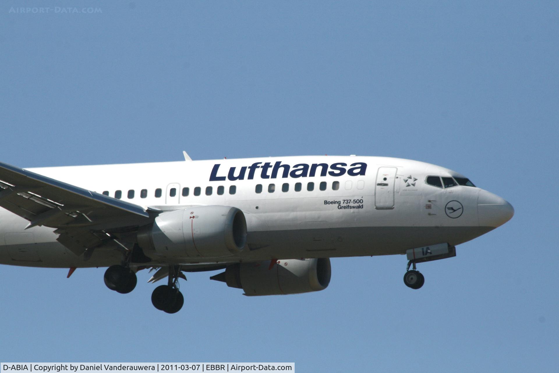 D-ABIA, 1990 Boeing 737-530 C/N 24815, Arrival of flight LH1010 to RWY 02