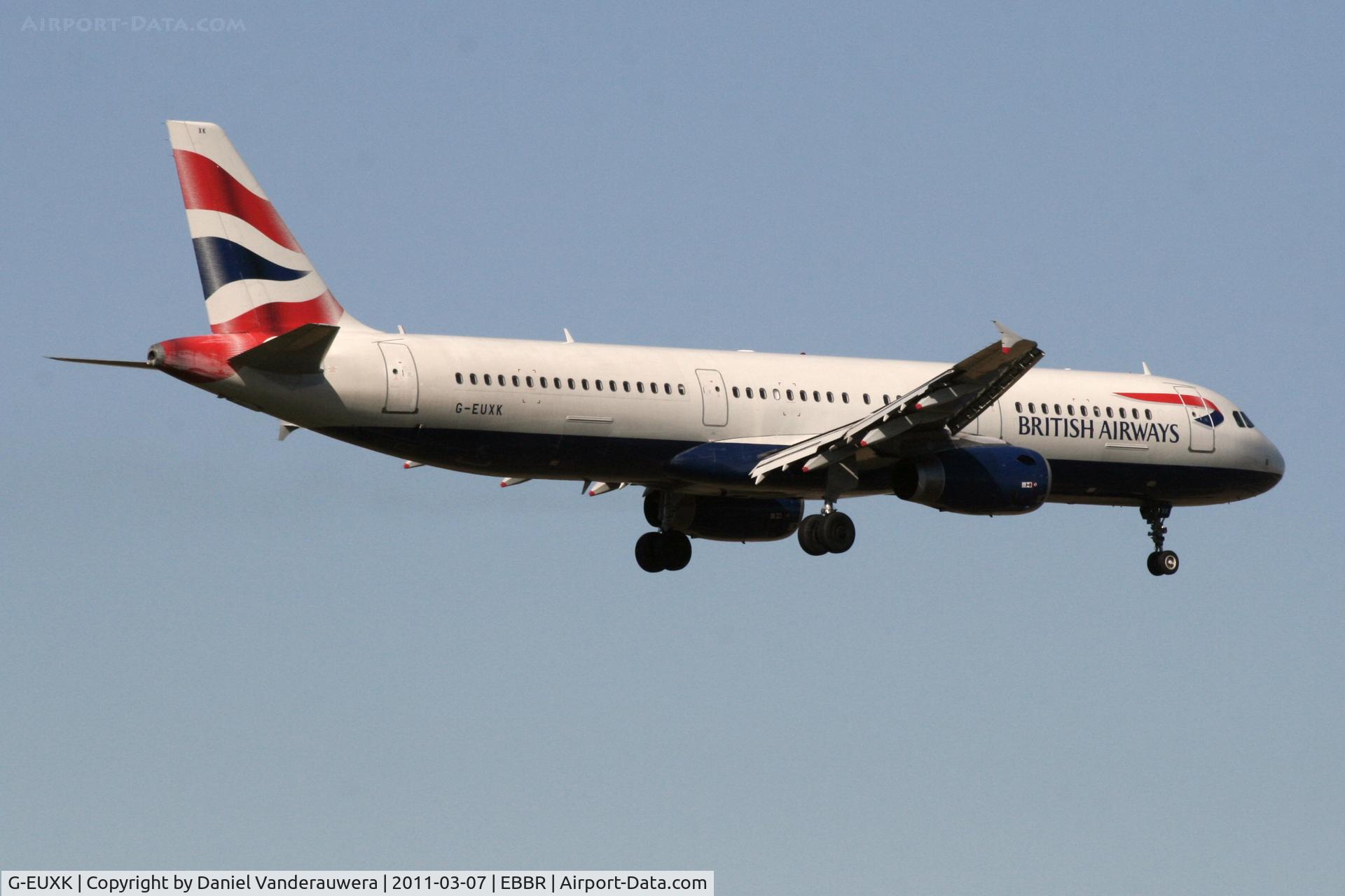 G-EUXK, 2007 Airbus A321-231 C/N 3235, Flight BA394 is descending to RWY 02