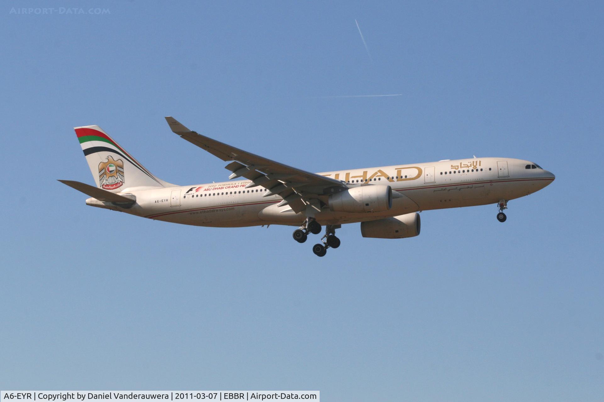 A6-EYR, 2008 Airbus A330-243 C/N 975, Arrival of flight EY055 to RWY 02