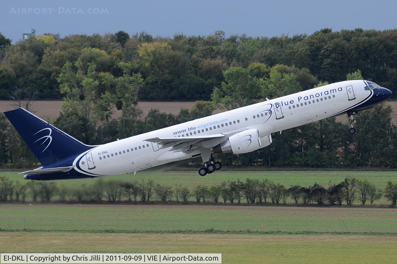 EI-DKL, 1997 Boeing 757-231 C/N 28482, Blue Panorama