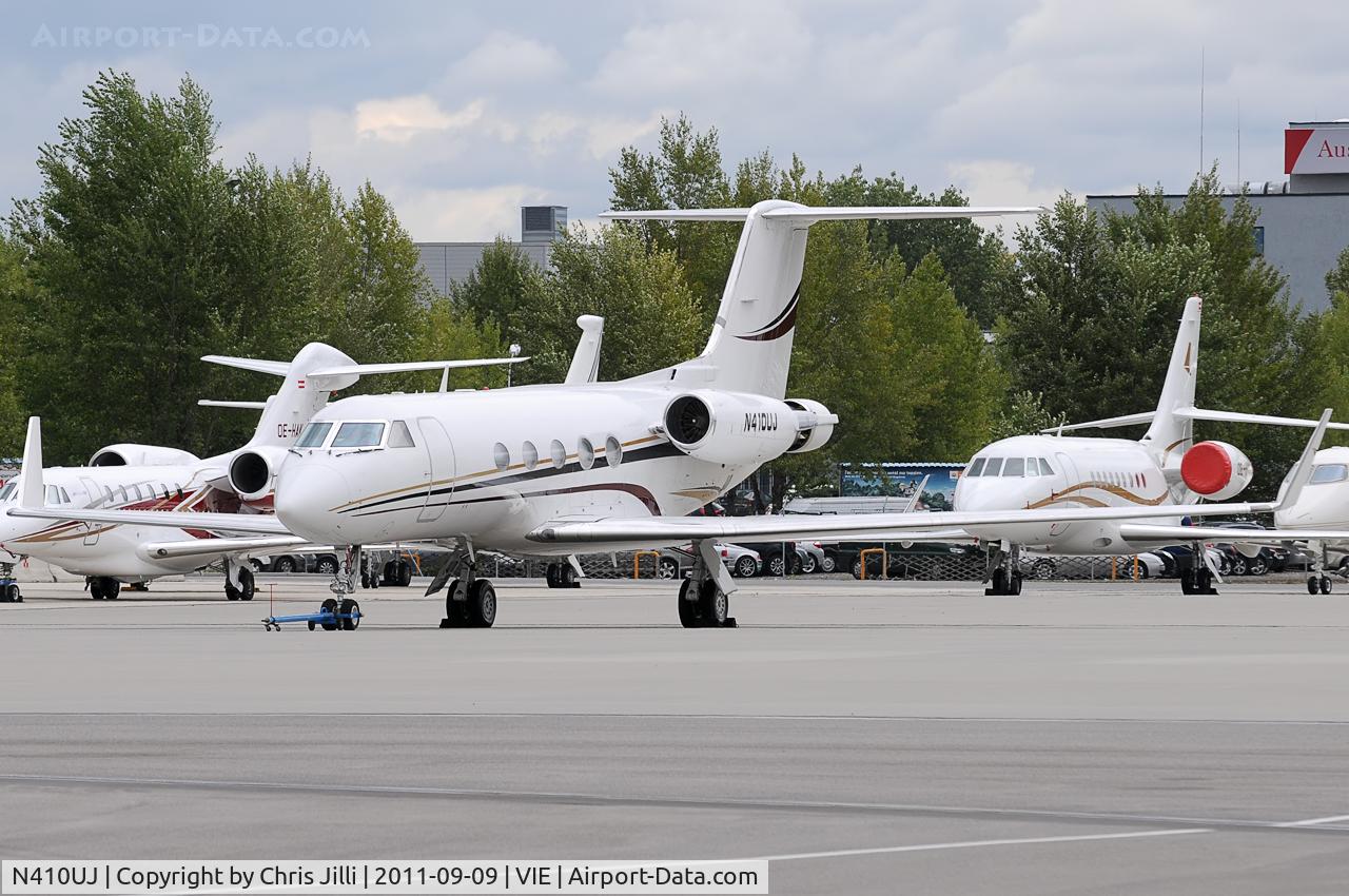 N410UJ, 1981 Gulfstream American G-1159A Gulfstream III C/N 320, Private