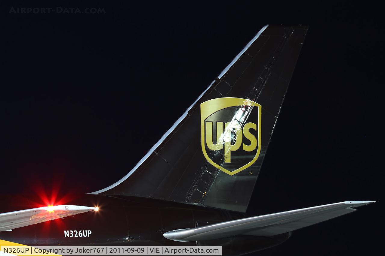 N326UP, 1998 Boeing 767-34AF C/N 27752, UPS
