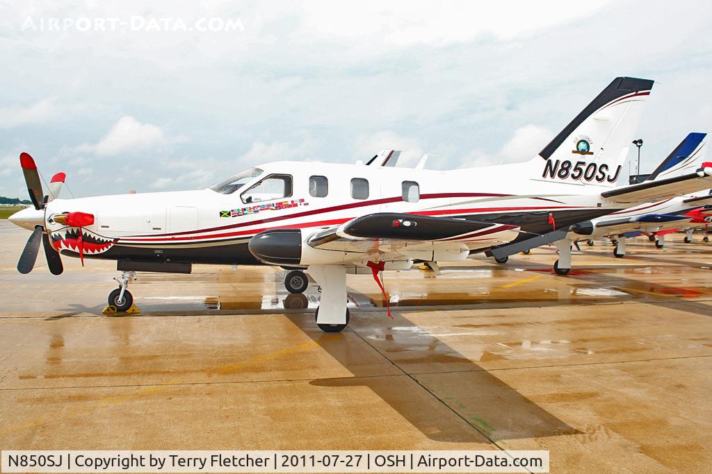 N850SJ, 2008 Socata TBM-700 C/N 447, at 2011 Oshkosh