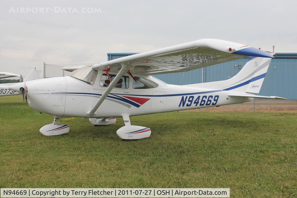 N94669, 1978 Cessna 182Q Skylane C/N 18266484, At 2011 Oshkosh