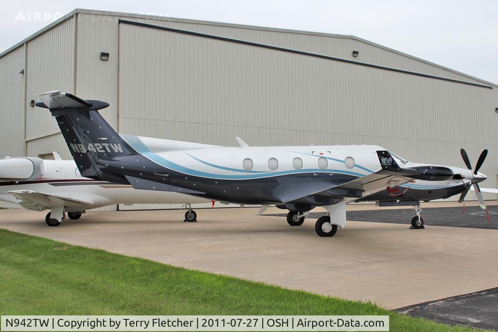 N942TW, 2005 Pilatus PC-12/45 C/N 636, At 2011 Oshkosh