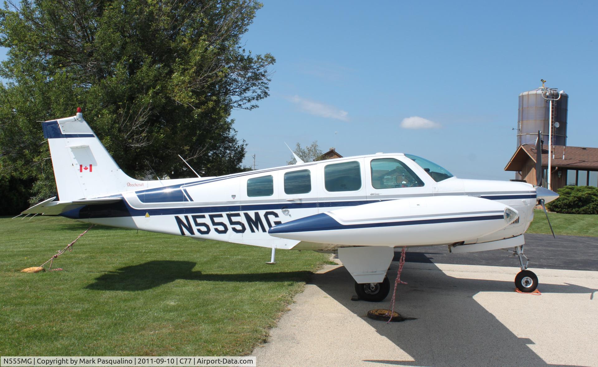 N555MG, 1987 Beech A36 Bonanza 36 C/N E-2391, Beech A36