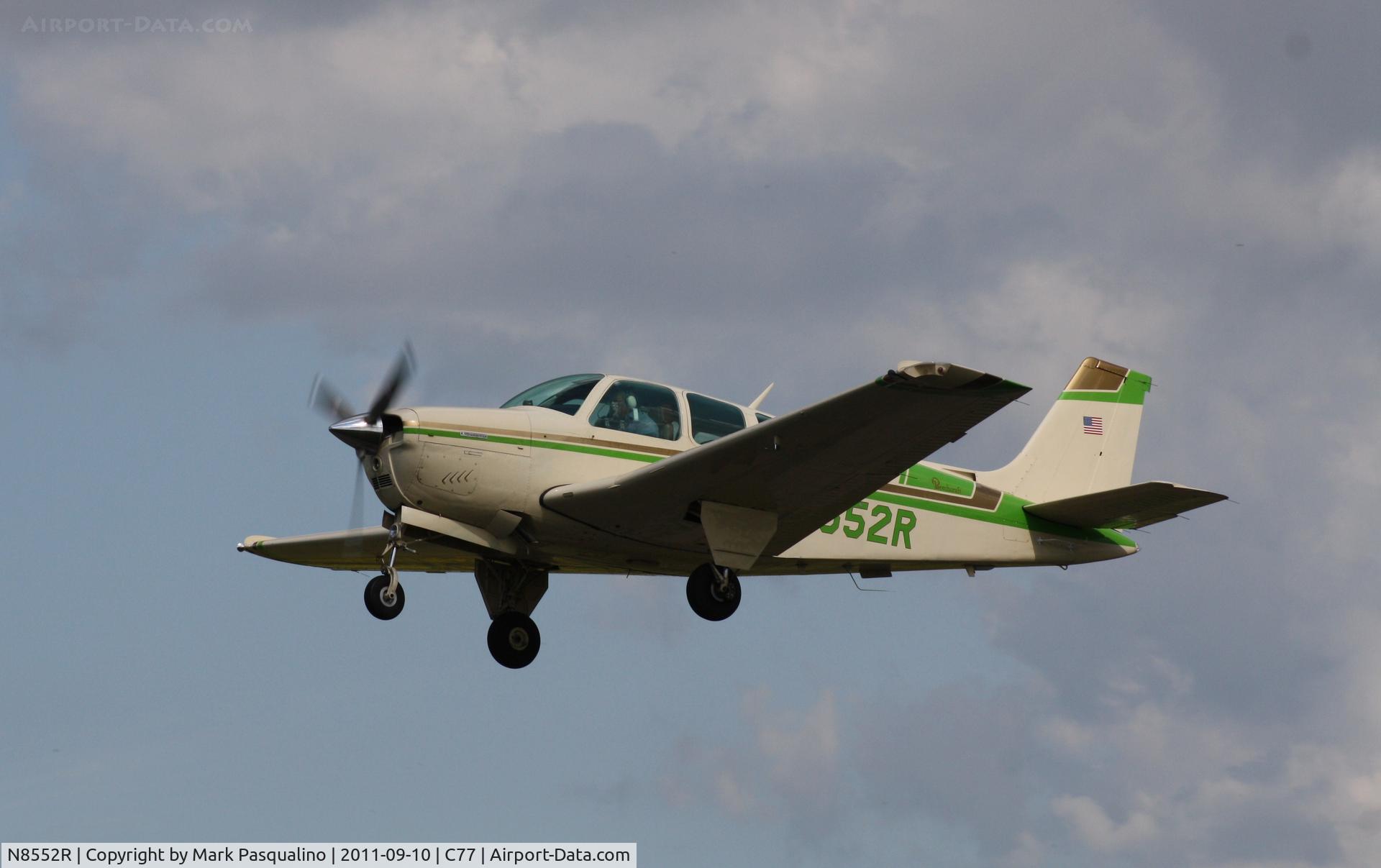 N8552R, 1974 Beech F33A Bonanza C/N CE-533, Beech F33A