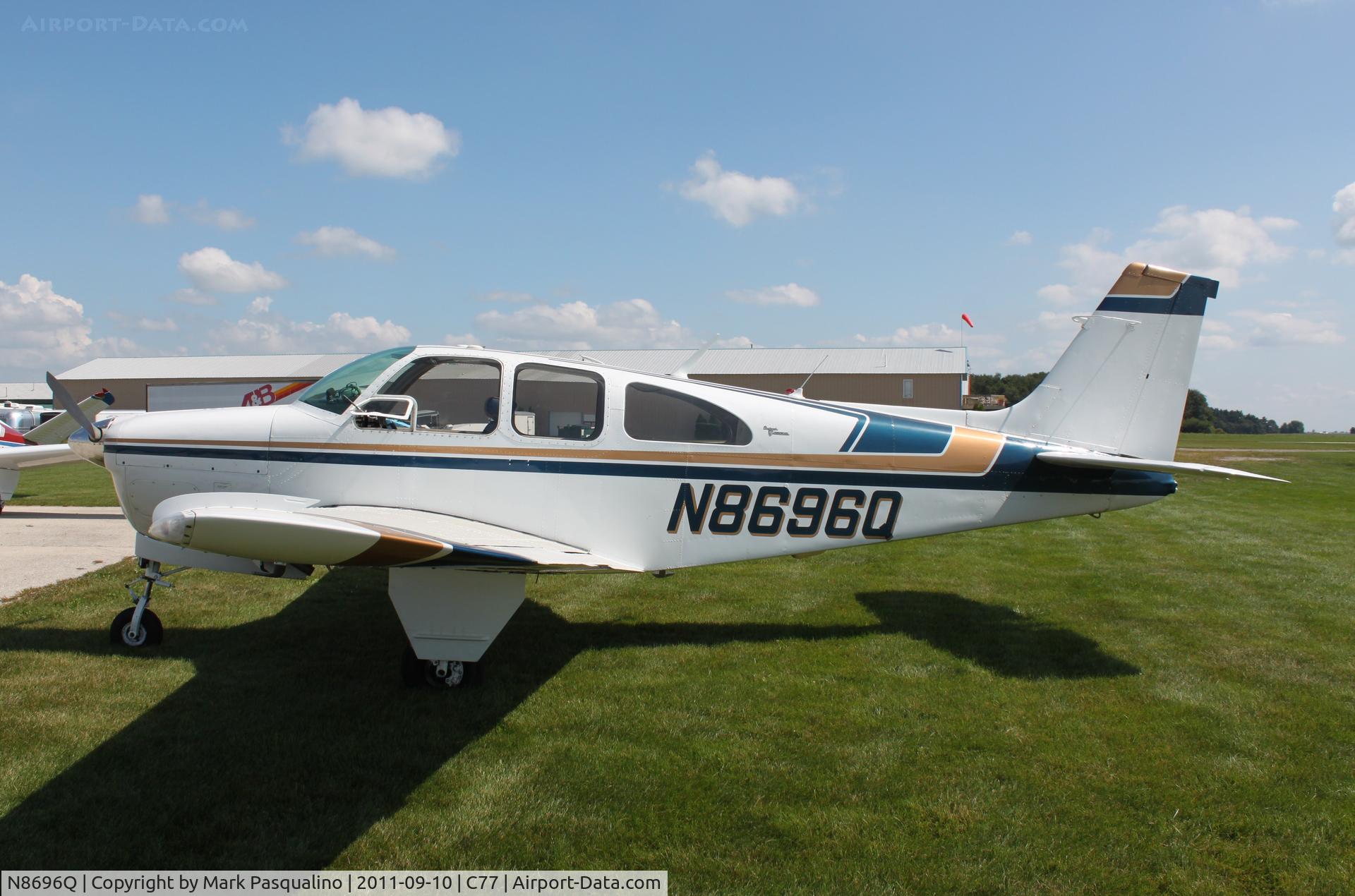 N8696Q, 1965 Beech 35-C33 Debonair C/N CD-938, Beech C33
