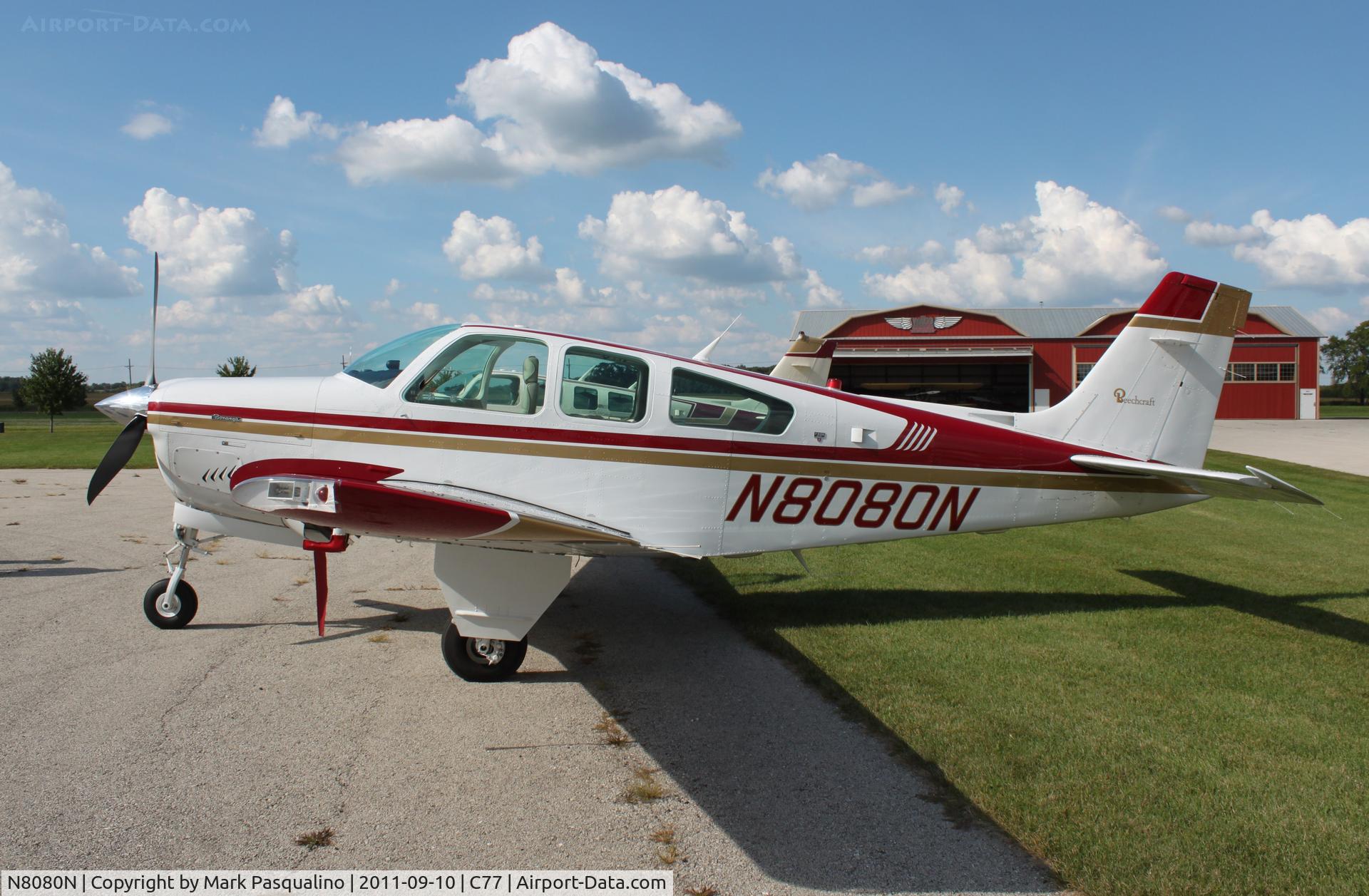 N8080N, 1992 Beech F33A Bonanza C/N CE-1688, Beech F33A
