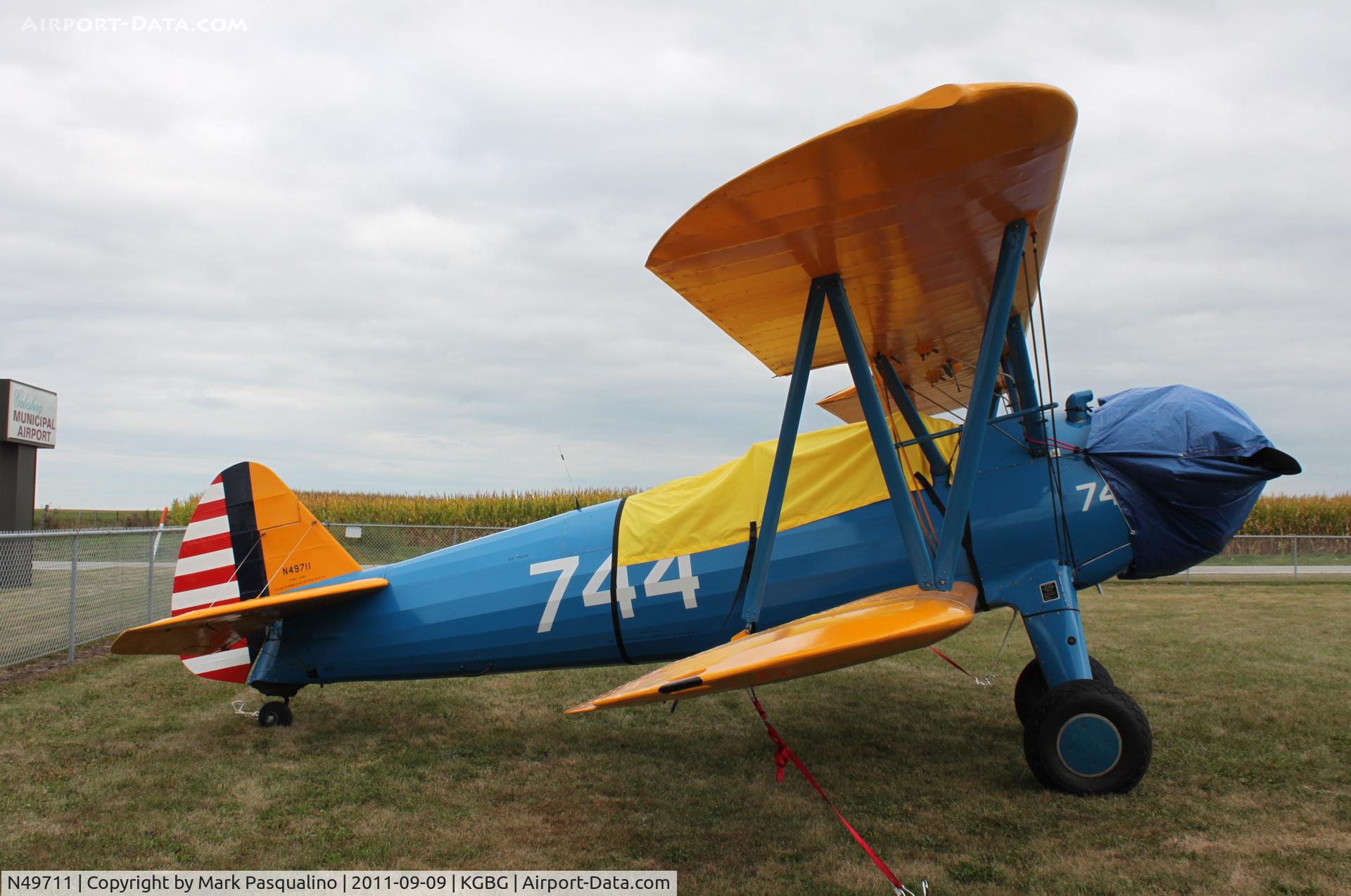 N49711, 1942 Boeing A75N1 C/N 75-4744, Stearman