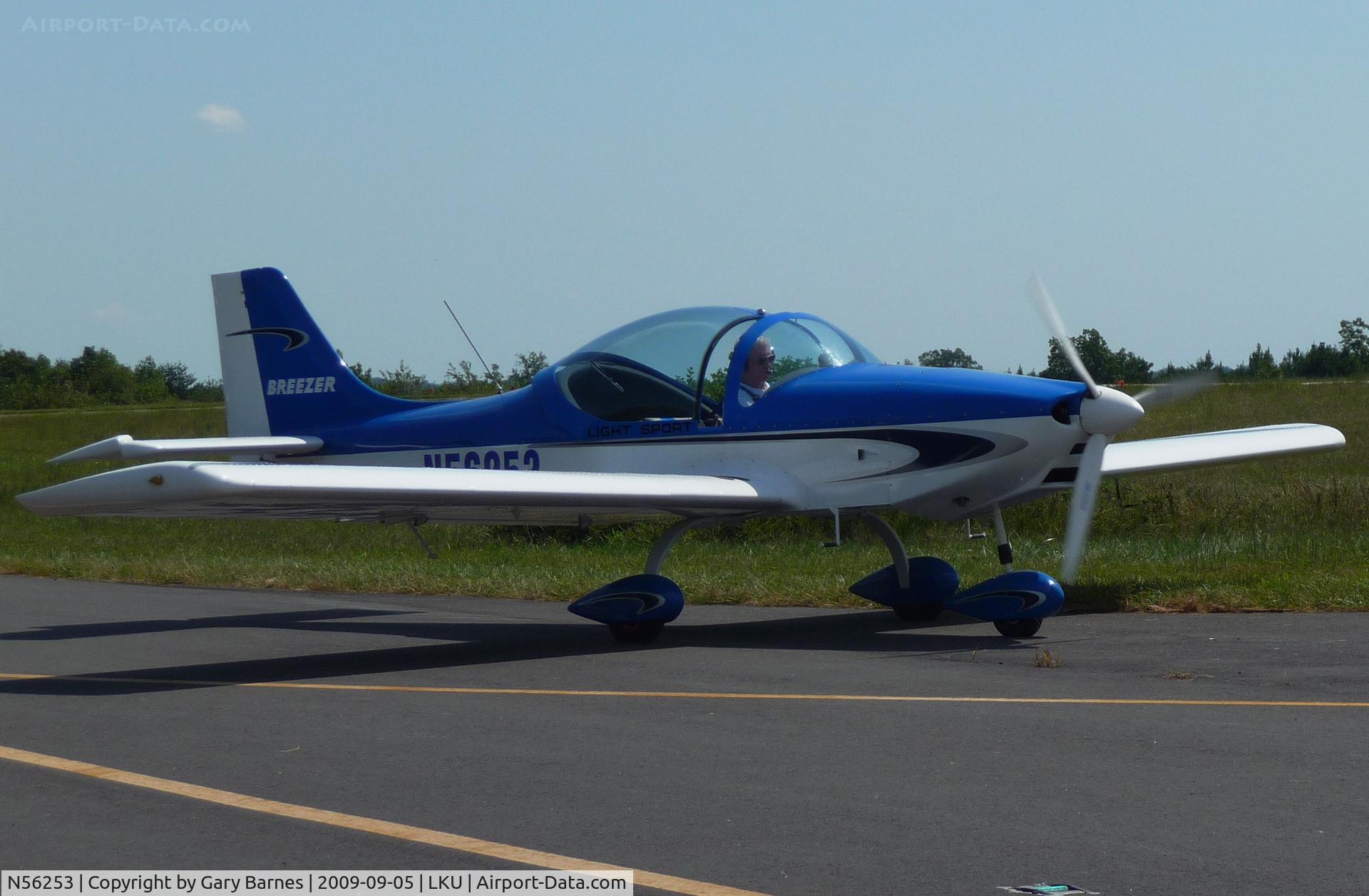 N56253, 2007 Breezer Light Sport Aircraft C/N 005LSA, Ready for take-off, Louisa County Air Show, 2009