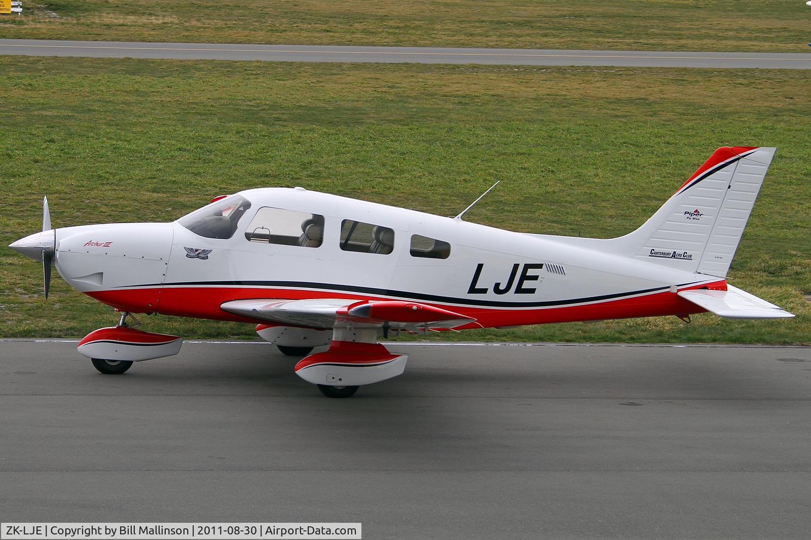 ZK-LJE, 2008 Piper PA-28-181 C/N 2843672, waiting for someone to get in the drivers seat
