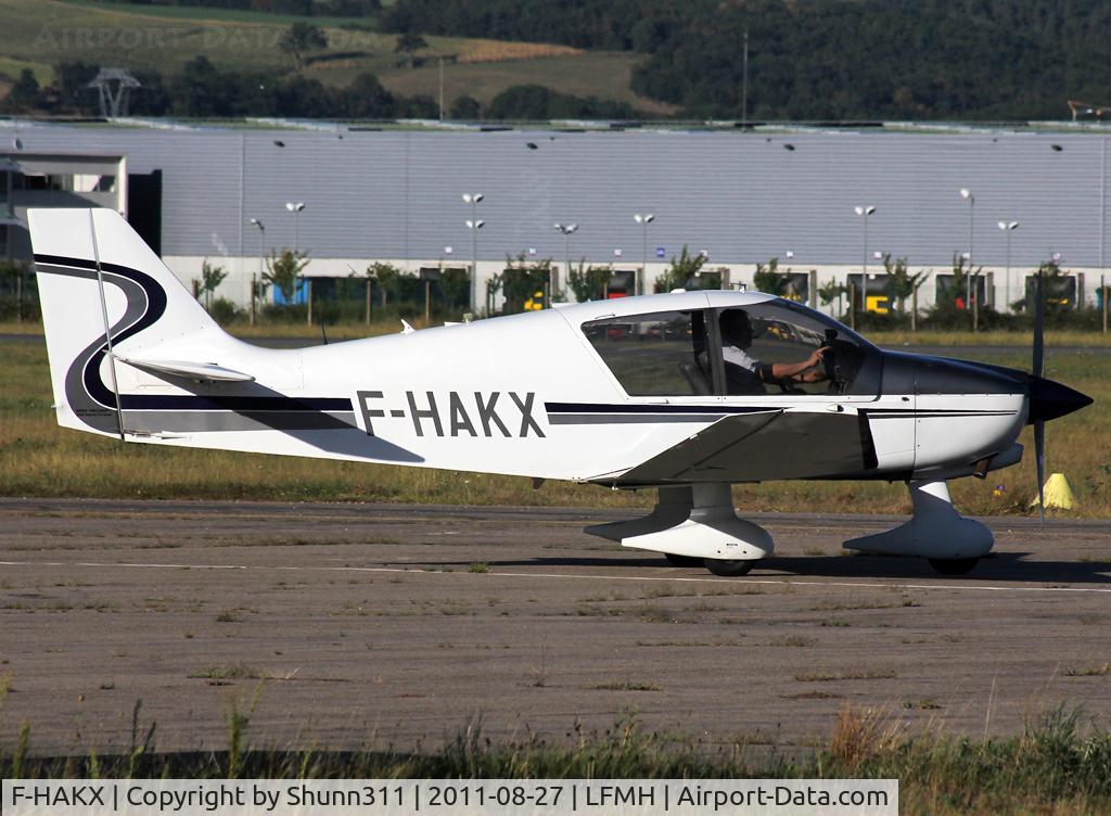 F-HAKX, Robin DR-400-120 C/N 2586, Departing for a new light flight...