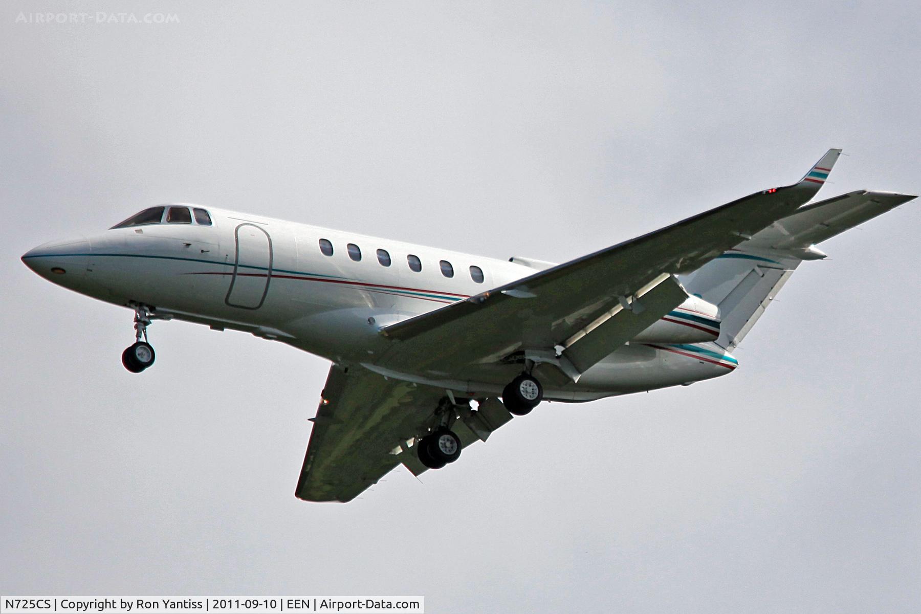 N725CS, 2006 Raytheon Hawker 850XP C/N 258758, Final approach to runway 02,  Dillant-Hopkins Airport, Keene, NH
