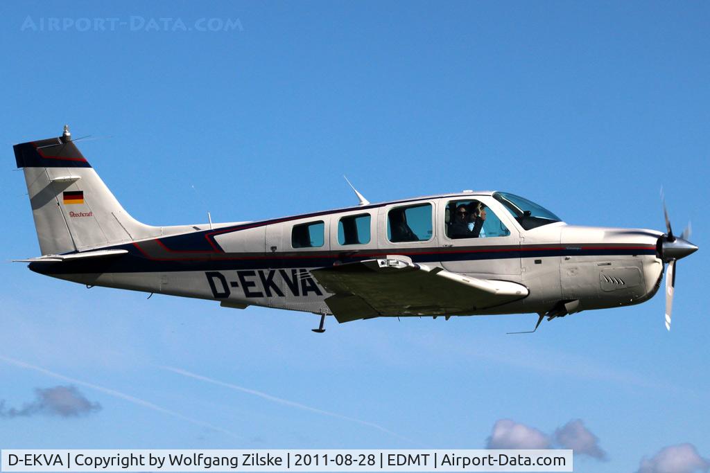 D-EKVA, Beechcraft A36 Bonanza C/N E-2328, Tannkosh 2011