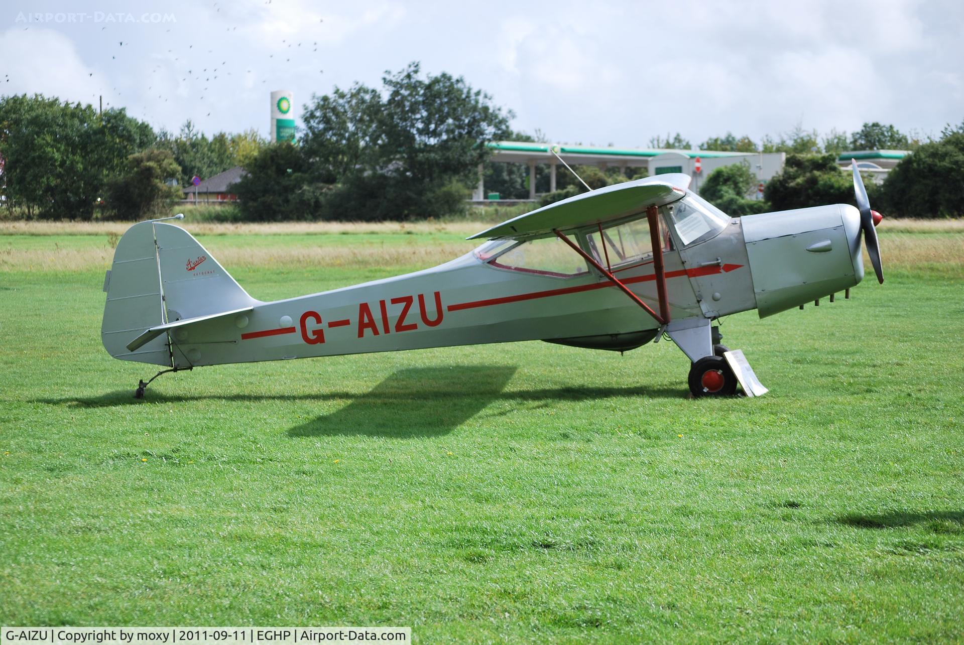 G-AIZU, 1946 Auster J-1 Autocrat C/N 2228, Auster 5J1 Autocrat at the Popham Auster Fly-In