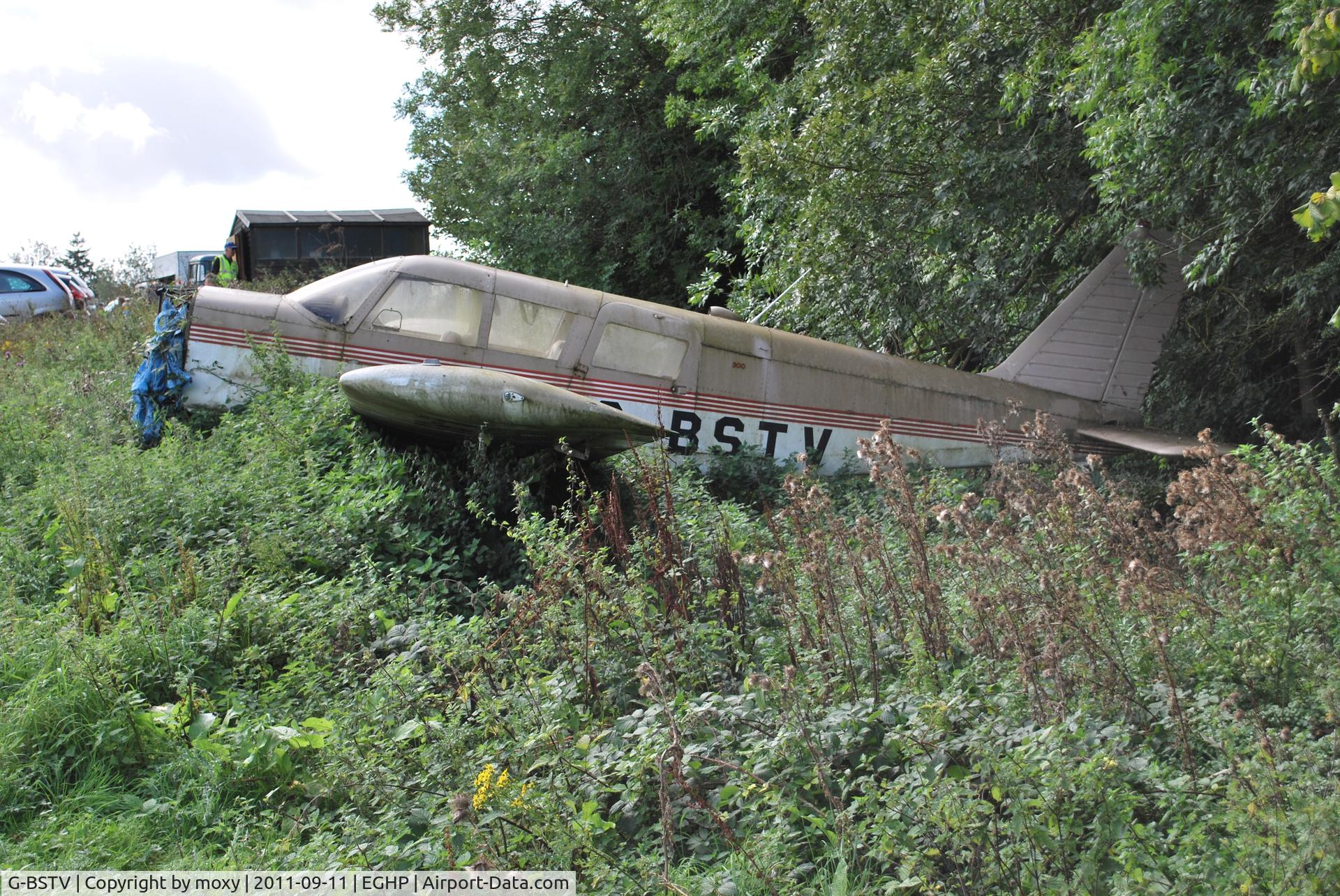 G-BSTV, 1967 Piper PA-32-300 Cherokee Six Cherokee Six C/N 32-40378, Remains of Piper Cherokee 6 at Popham. Ex N4069R
