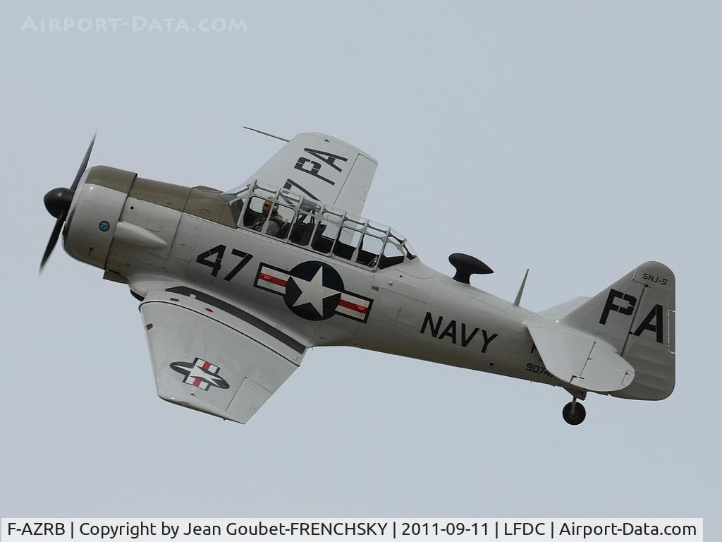 F-AZRB, North American SNJ-5 Texan Texan C/N 88-17955, en présentation