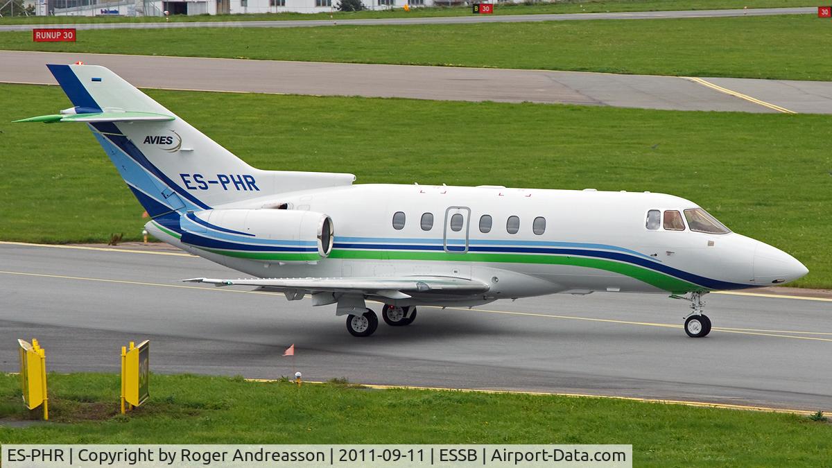 ES-PHR, Hawker 750 C/N HB-33, Op by Avies
