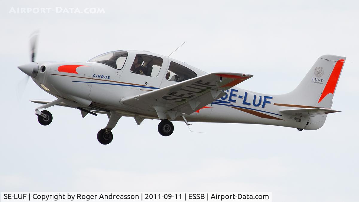 SE-LUF, Cirrus SR20 C/N 1482, TFHS visiting Bromma