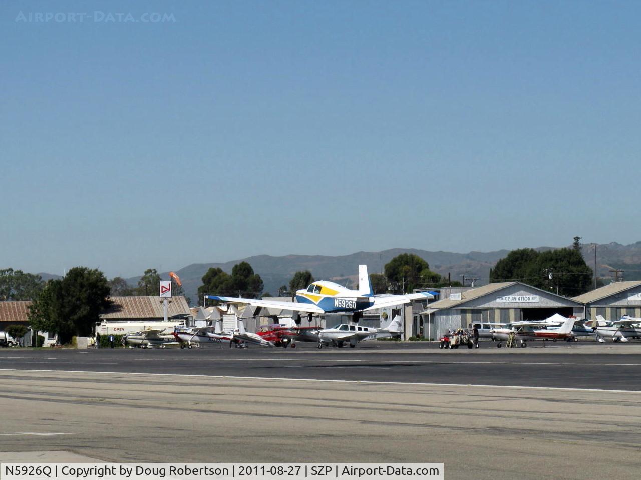 N5926Q, 1965 Mooney M20E C/N 828, 1965 Mooney M20E SUPER 21, Lycoming IO-360-A1A 200 Hp, landing Rwy 22