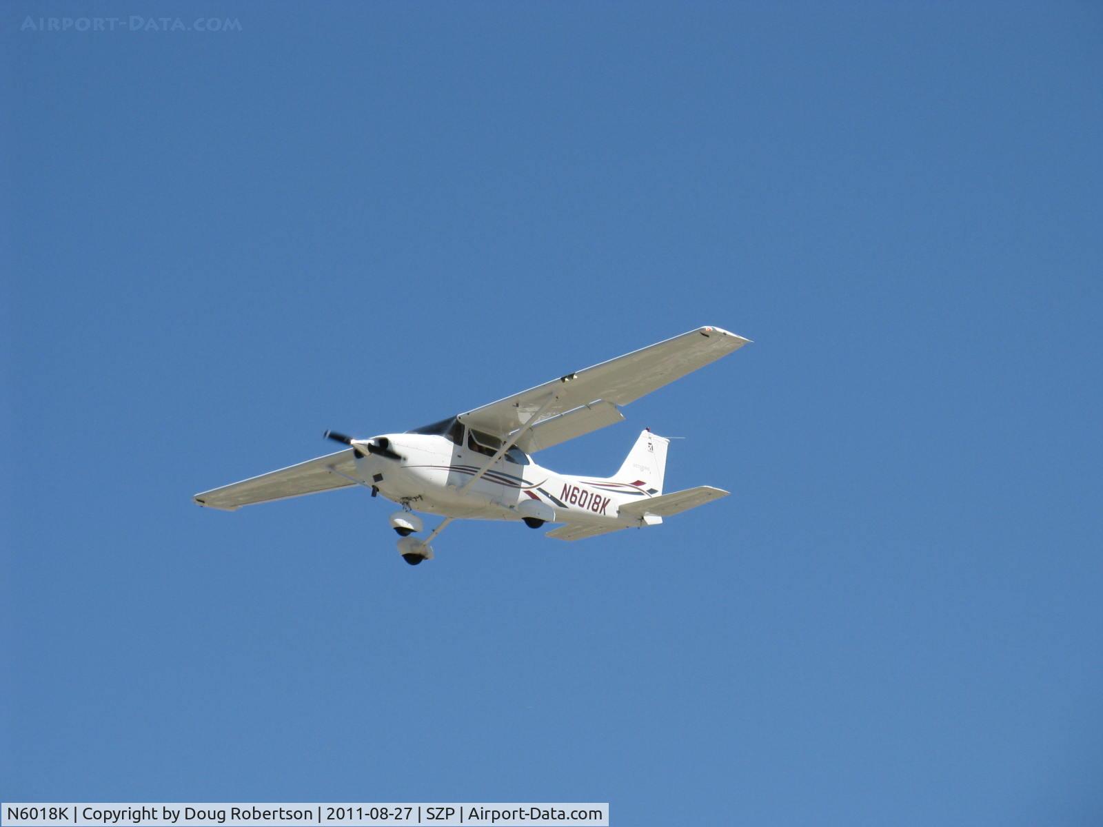 N6018K, 2006 Cessna 172S Skyhawk SP C/N 172S10174, 2006 Cessna 172S SKYHAWK SP, Lycoming IO-360-L2A 180 Hp, on final Rwy 22