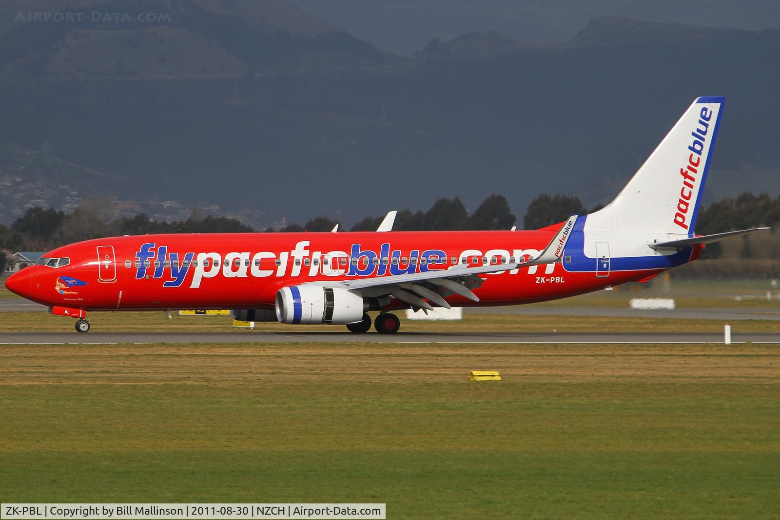 ZK-PBL, 2008 Boeing 737-8FE C/N 36605, slowing down on 02