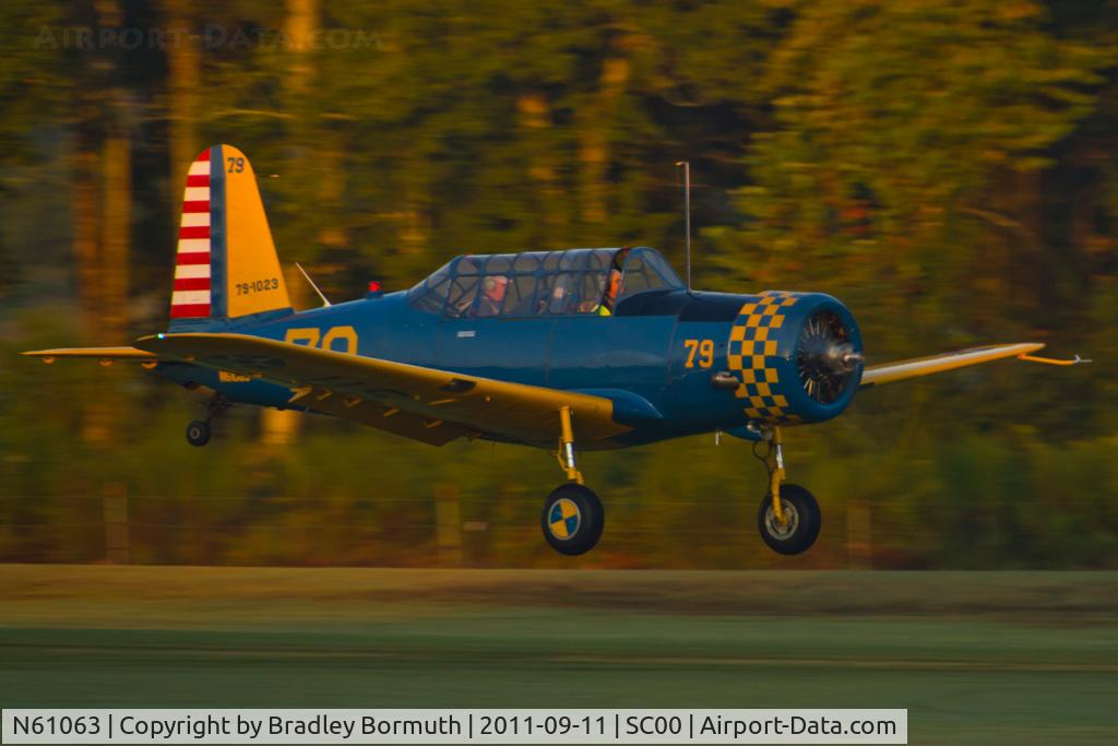 N61063, 1944 Consolidated Vultee BT-13B (SNV-2) C/N 79-1023, Triple Tree Fly-In 2011