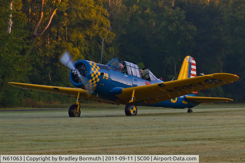 N61063, 1944 Consolidated Vultee BT-13B (SNV-2) C/N 79-1023, Triple Tree Fly-In 2011