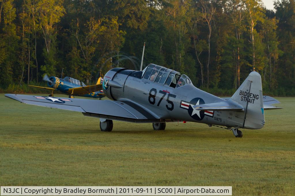 N3JC, 1943 North American SNJ-5C Texan Texan C/N 88-14913, Triple Tree Fly-In 2011