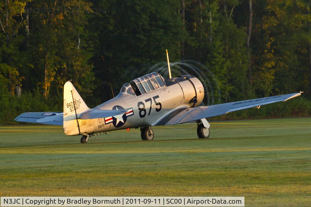 N3JC, 1943 North American SNJ-5C Texan Texan C/N 88-14913, Triple Tree Fly-In 2011