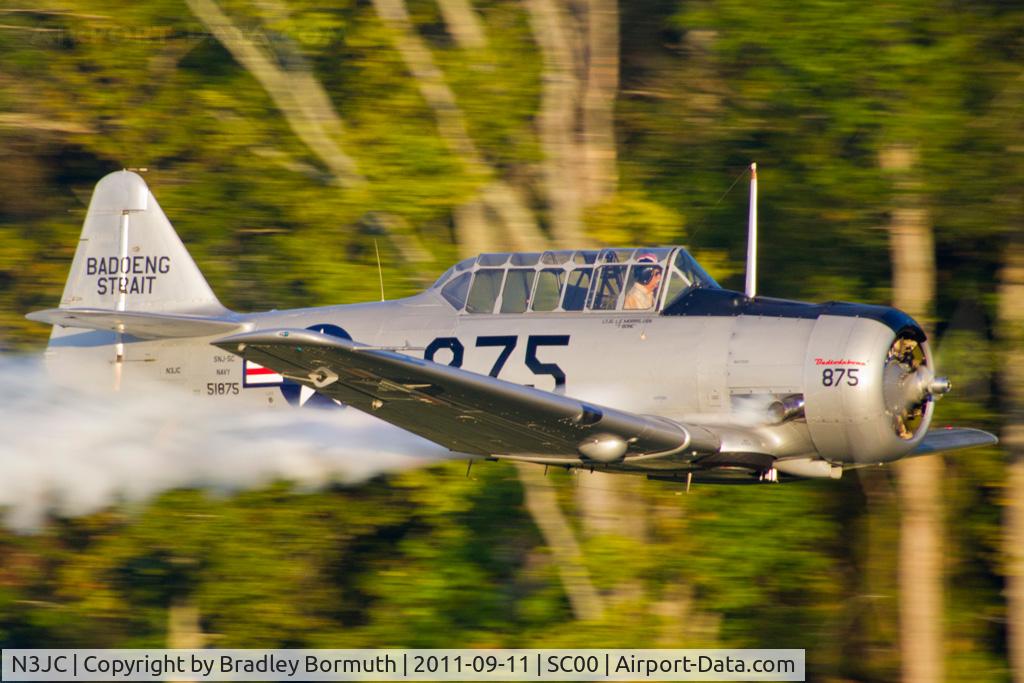 N3JC, 1943 North American SNJ-5C Texan Texan C/N 88-14913, Triple Tree Fly-In 2011