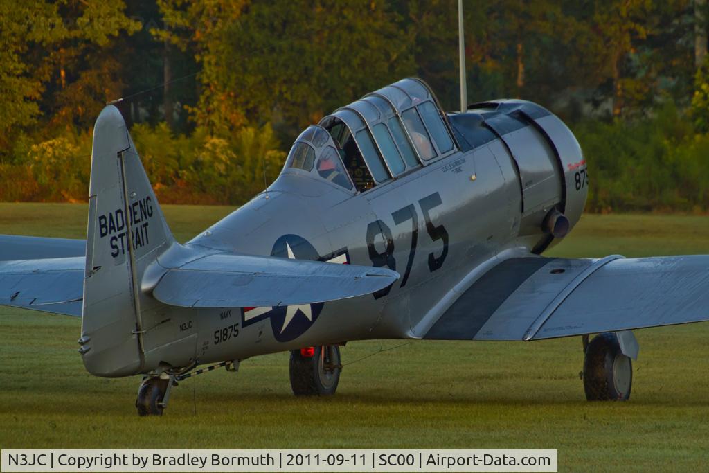N3JC, 1943 North American SNJ-5C Texan Texan C/N 88-14913, Triple Tree Fly-In 2011