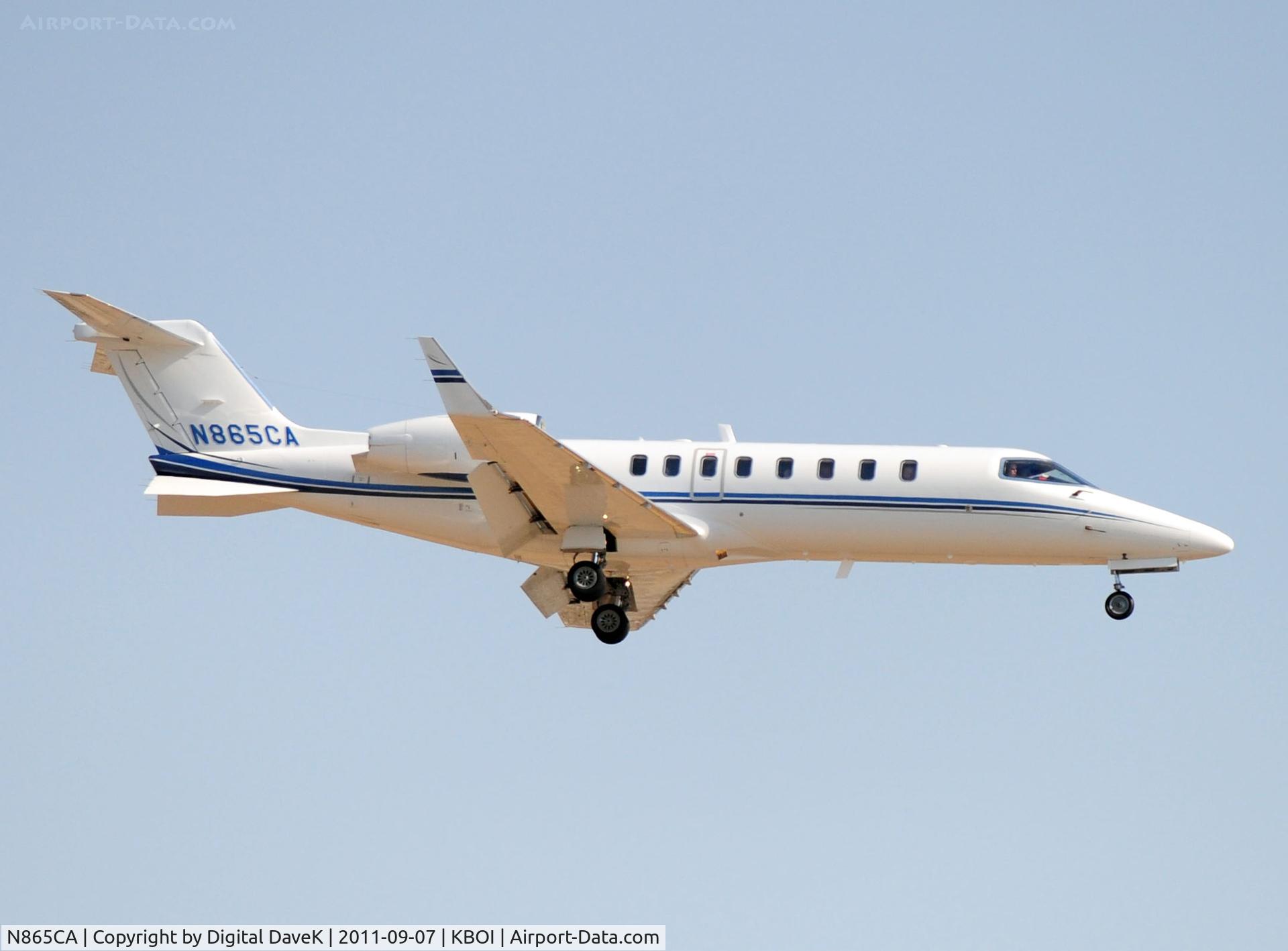 N865CA, 2001 Learjet 45 C/N 45-193, West approach