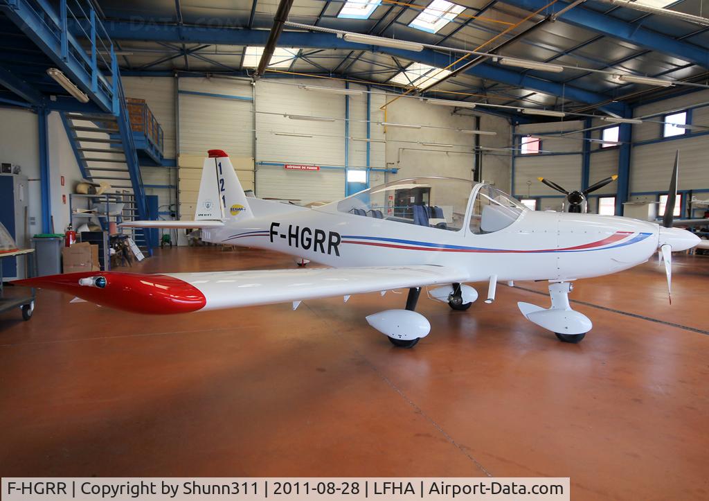 F-HGRR, Issoire APM 40 Simba C/N 03, Hangared...