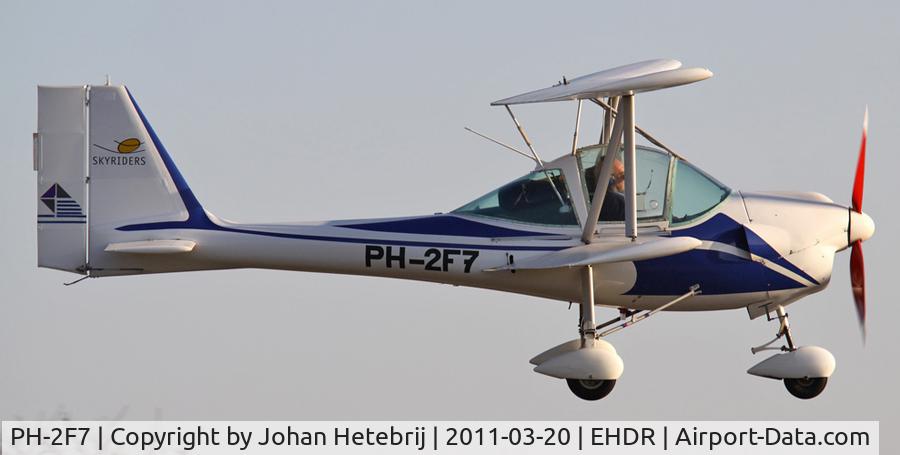 PH-2F7, 1992 Aviasud Mistral C/N 154, approach RW26 EHDR