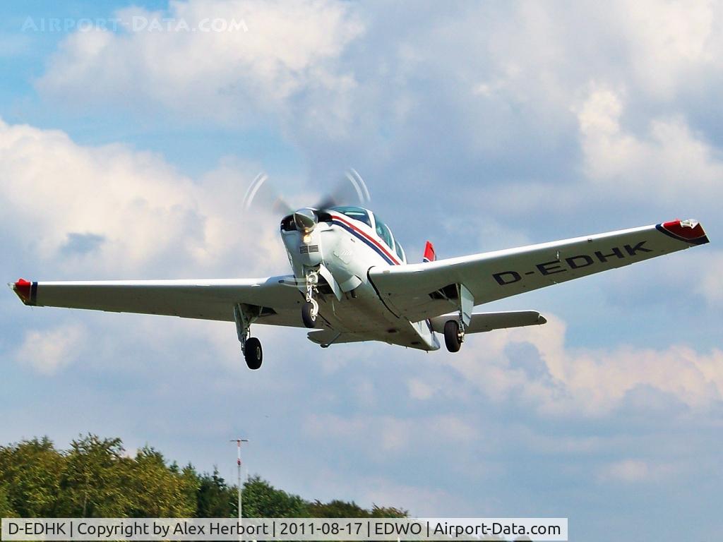 D-EDHK, Beech F33A Bonanza Bonanza C/N CE-1319, [Kodak Z812IS]