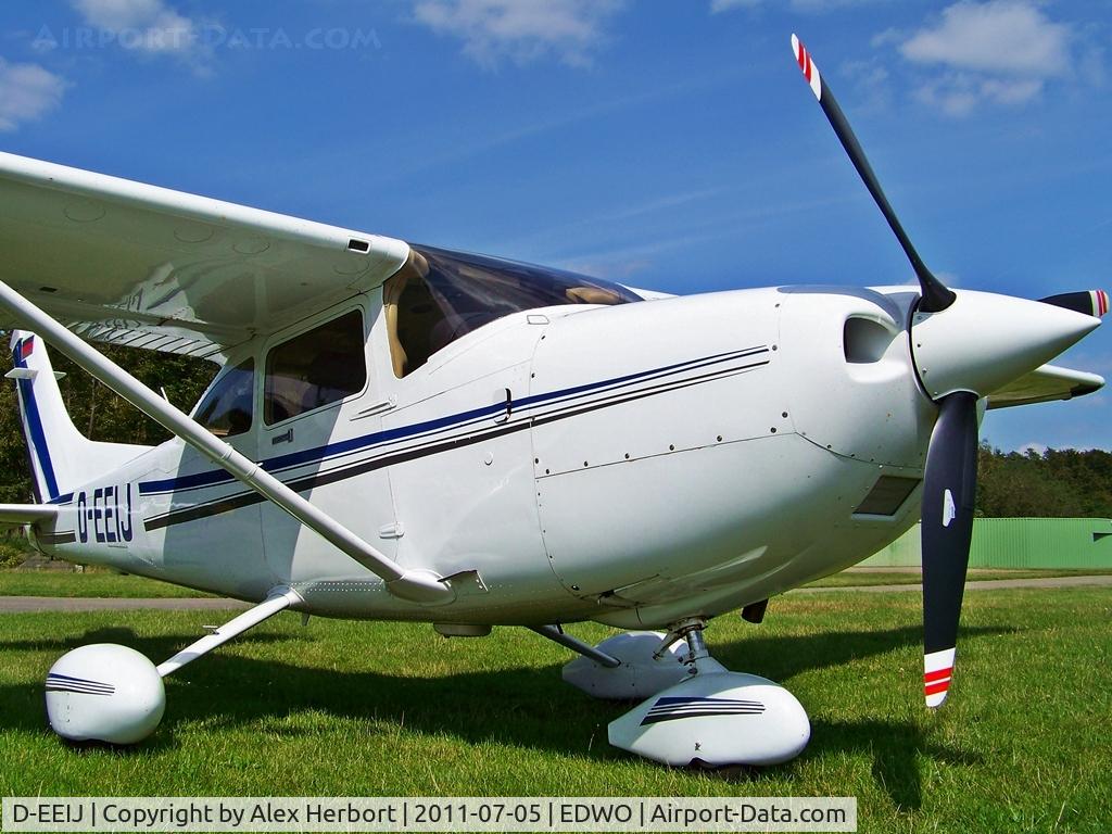 D-EEIJ, Cessna T182T Turbo Skylane C/N T18208130, [Kodak Z812IS]