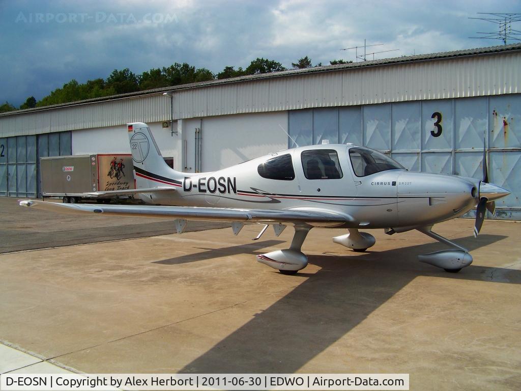 D-EOSN, Cirrus SR22T C/N 0011, [Kodak Z812IS]